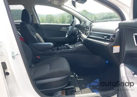 2023 Kia Sportage Hybrid Lx z USA, uszkodzony, nr VIN KNDPUCAG4P7104847